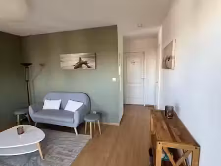location meublée appartement 2 pièces 37 m² à mont-de-marsan (40000)  580 €