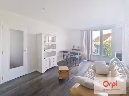 location meublée appartement 3 pièces 53.61 m² à montluçon (03100)  530 €