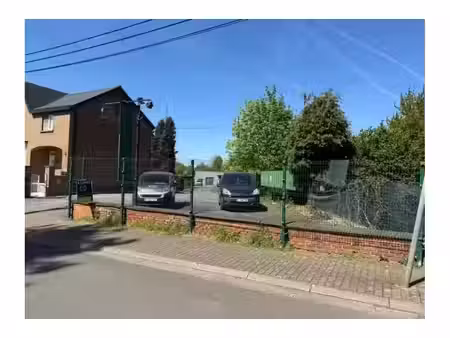 parking à louer à gilly (vbe55711)