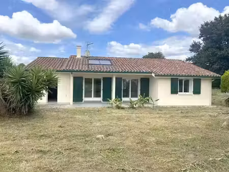 location maison 3 pièces 88.8 m² à came (64520)  1 075 €