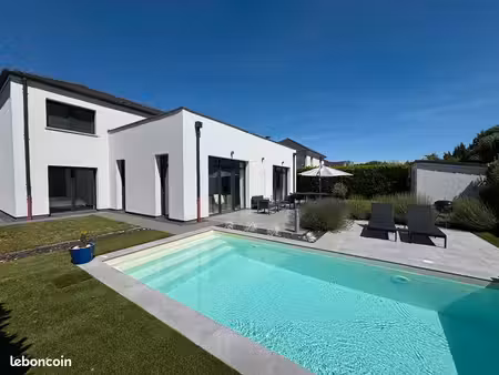 maison contemporaine individuelle à marly – 177 m² – piscine – aucun vis-à-vis