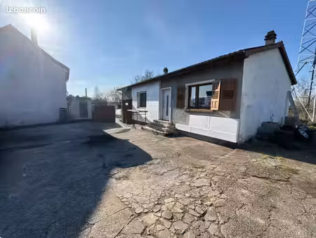 lots de 3 maisons avec grand terrain