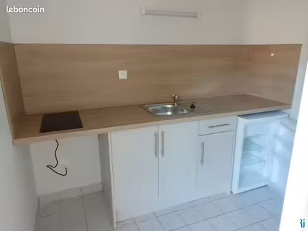 studio 1 pièce 26 m²