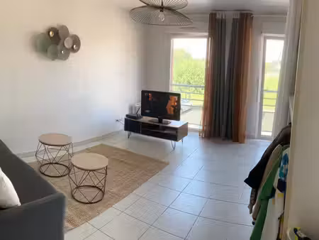 location studio à cranves sales