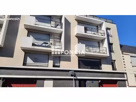 à vendre – bel appartement f2 avec balcon  parking et cave – proche chu