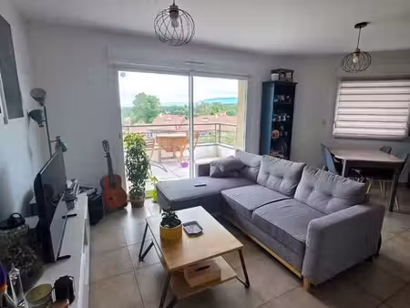 appartement t2 garage + piscine