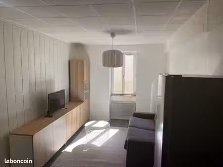 studio meublé à vendre