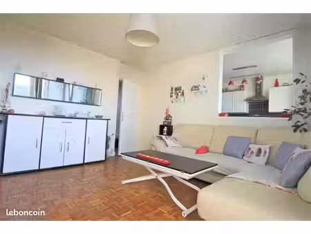 appartement 3 pièces 64 m²