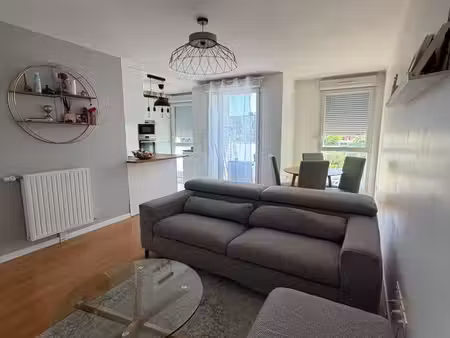 à louer – appartement meublé 64 m² – 2 chambres – bois-d’arcy (quartier croix bonnet)