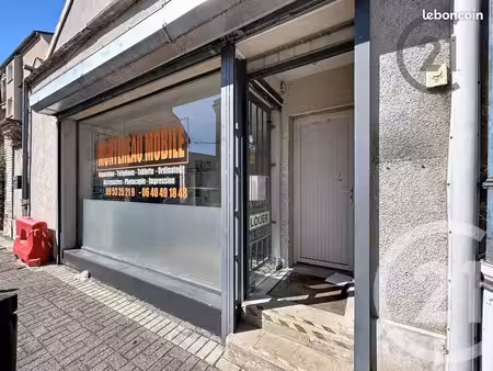 commerce 50 m²