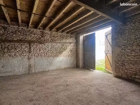 propriété 2 pièces 120 m²
