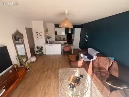apparemment meublé cosy