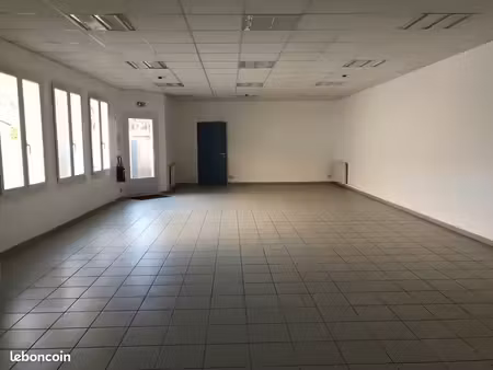 local commercial 110 m² rdc + 2 parkings – niort centre