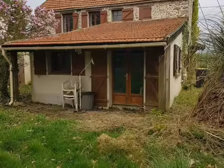 maison de caractère en pierre meulière avec travaux– 206 m² habitables – 5 chambres – terr