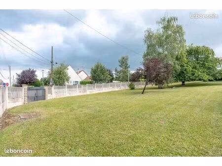 terrain 404 m² dampmart