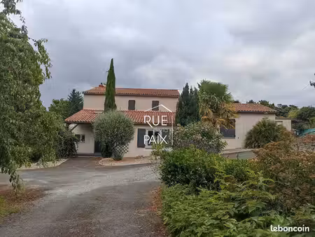 maison 6 pièces 140 m²