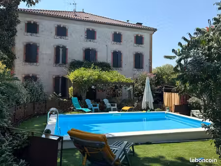 maison 7 pièces 334 m2