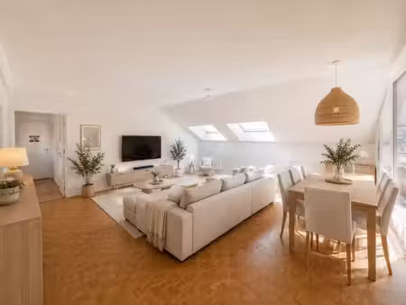 bel appartement 5 pièces avec terrasse de 35 m² et vue panoramique
