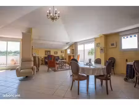 appartement 4 pièces 165 m²