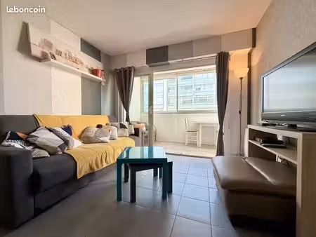 appartement t2 bord de plage