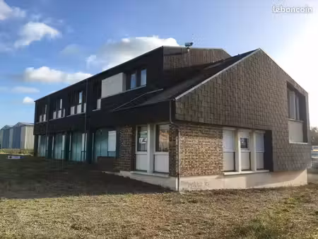local 787 m² notre-dame-de-gravenchon