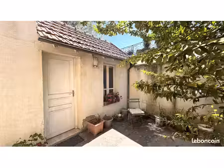 local andrésy à louer