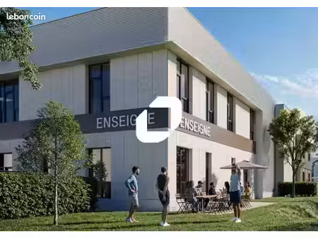 local d'activité 353 m²