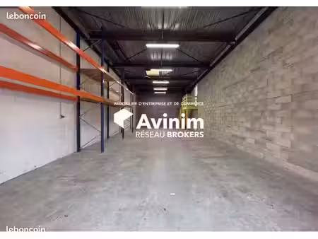 local 200 m² chelles