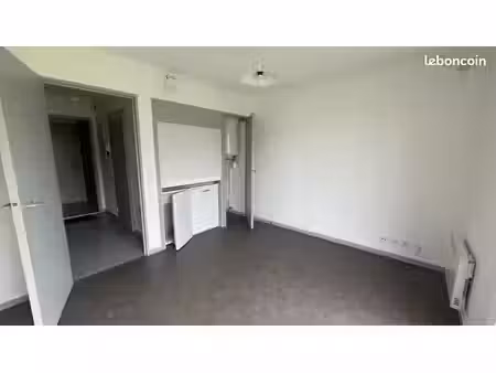 studio 1 pièce 20 m²