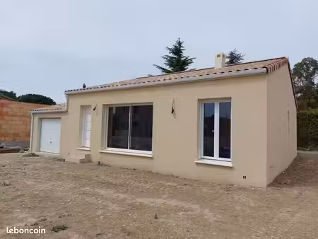 projet de construction d'une maison 82 m² avec terrain à vacqueyras (84)
