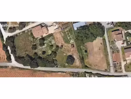 terrain à bâtir de 1019 m² à sorgues (84)