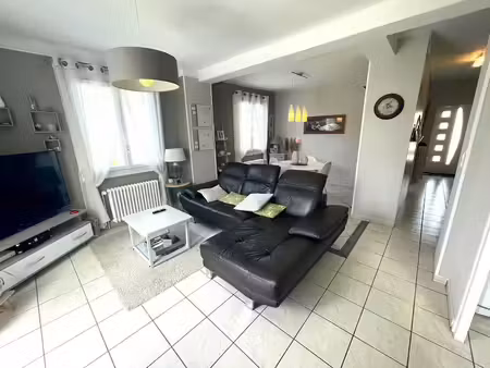 vente maison 4 pièces 92.3 m² à bourges (18000)  197 000 €