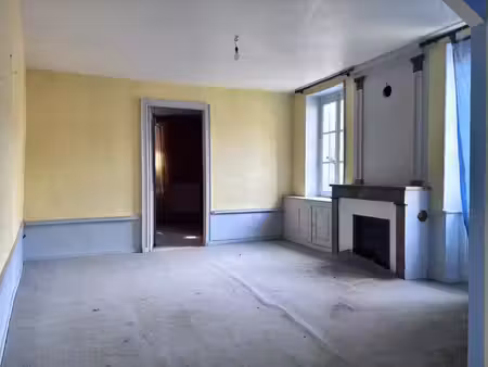 combronde centre a vendre immeuble à rénover