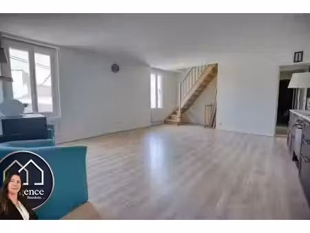 vente maison 6 pièces 126.5 m² à nogent-le-roi (28210)  154 000 €
