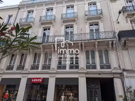 appartement haussmannien de 63 m²