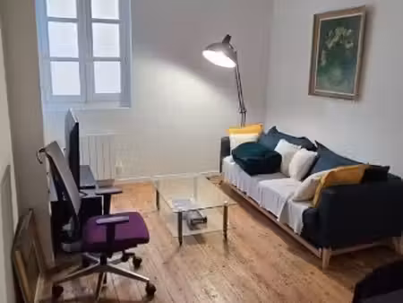 appartement t2 bordeaux - 40 m2 - 925 euros ttc