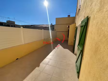 puget location appartement 2p avec terrasse