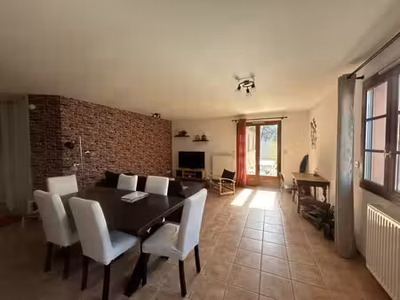 appartement récent 4 pièces 94.6 m²