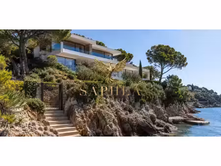 maison carqueiranne (83)