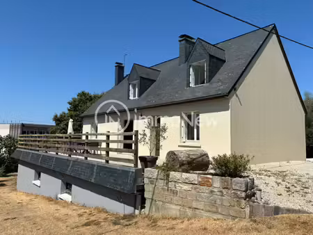 maison familiale sur sous sol avec vie de plain pied