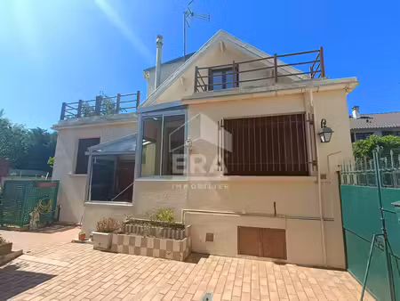 maison 5 pièces à vendre à créteil - proche village  rare sur le marché