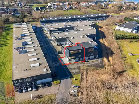 bien professionnel à louer à zelzate € 4.675 (lqz0k) | zimmo