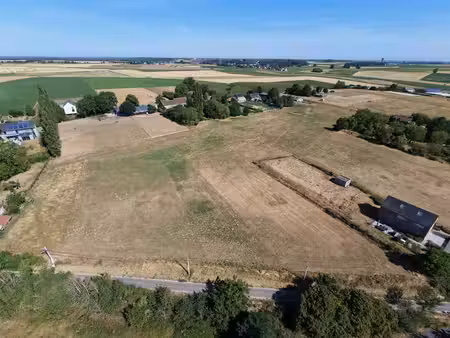 terrain à bâtir de 26 ares à incourt