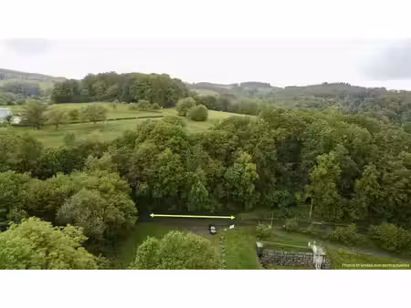 terrain dans le beau village d'awenne