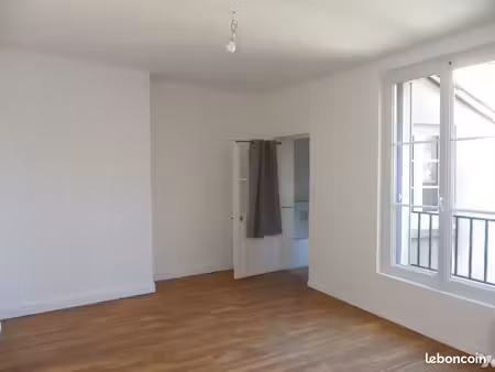 immeuble 200 m² chatillon coligny