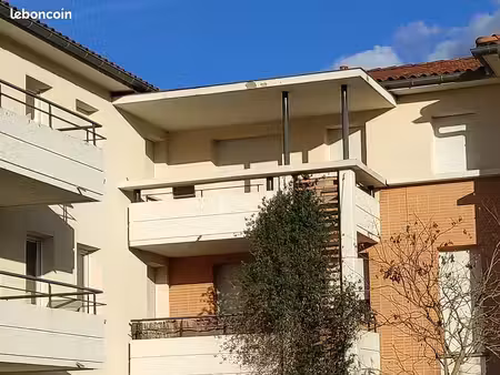 t2 meublé de 42m² à auzeville-tolosane