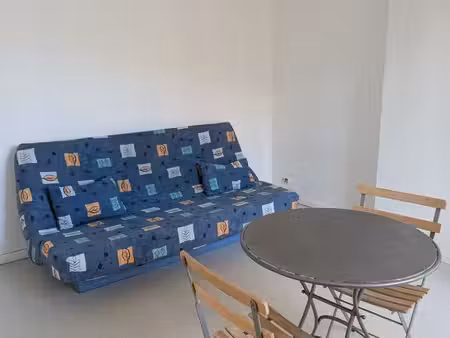 studio 1 pièce 19 m²