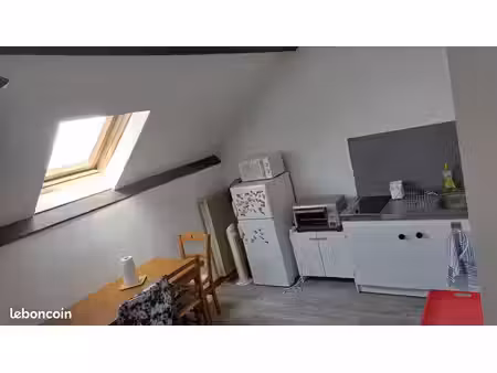 apparemment à loué