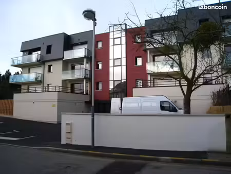t2 a louer lillebonne près du cirque romain
