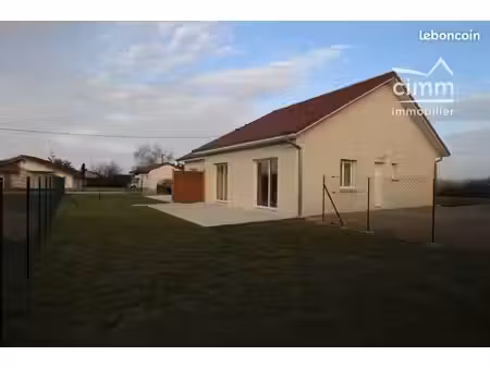 villa 4 pièces 85 m²